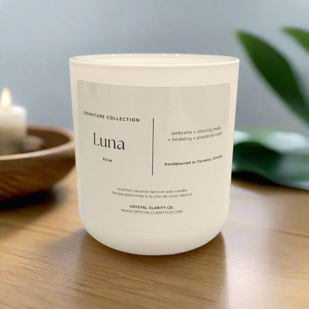 LUNA - LUXURY SCENTED WOODEN WICK CANDLE