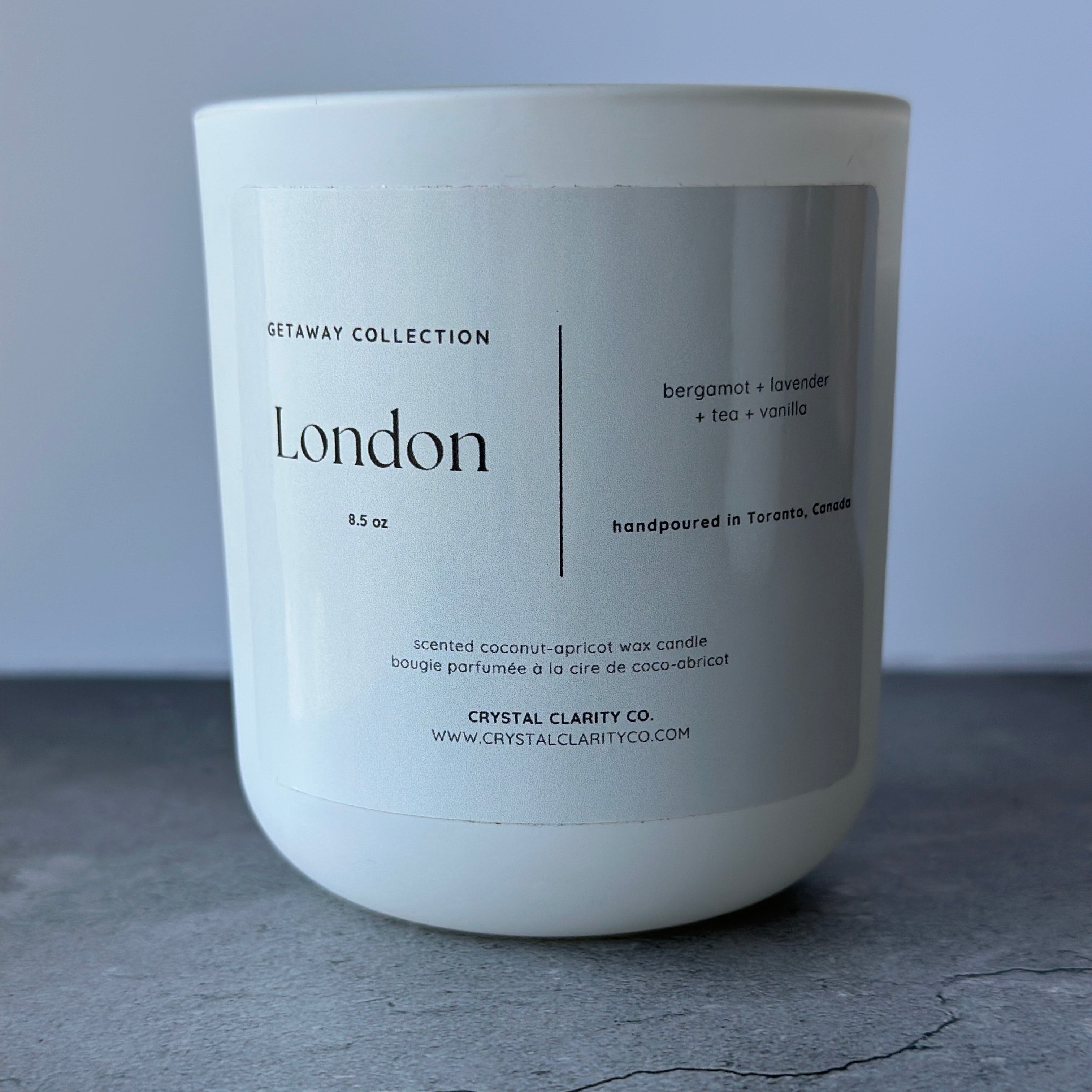 London - Luxury Scented Wooden Wick Candle